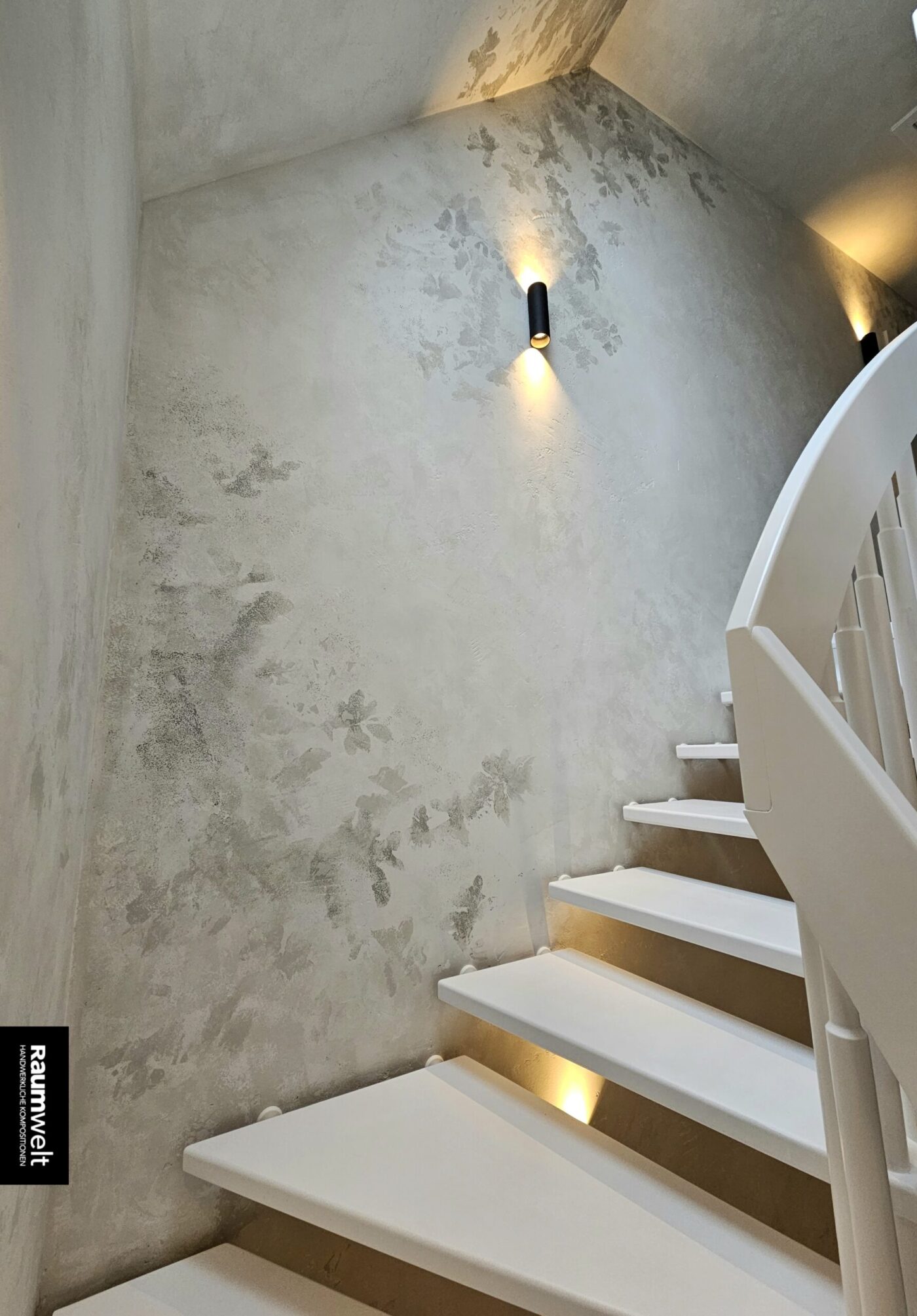 TREPPENHAUSGESTALTUNG